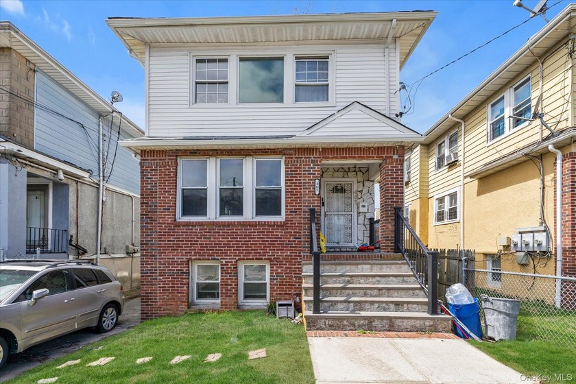 Detached 2-family home located on Beach 67th Street in excellent - Beach Home for sale in Arverne, New York on Beachhouse.com