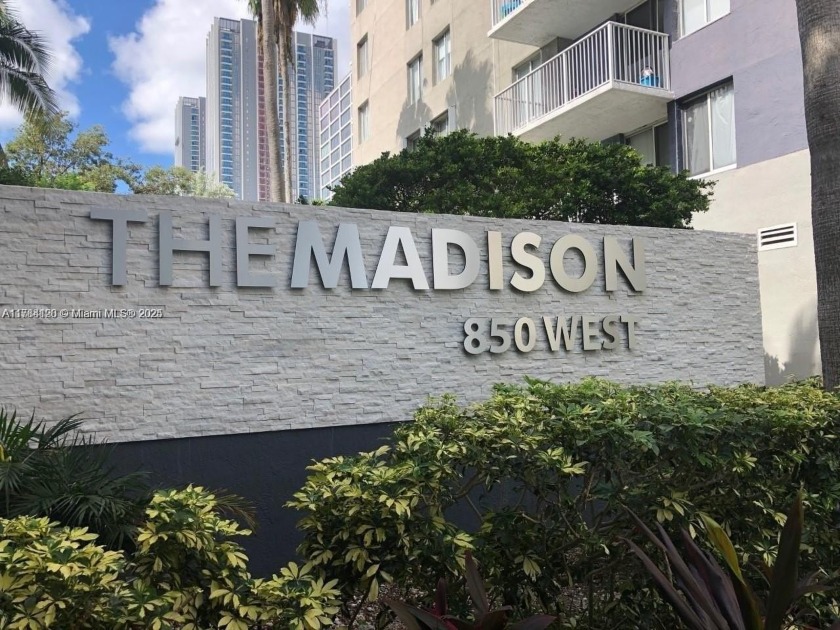 Great for Investors, This spectacularly remodeled unit boasts an - Beach Condo for sale in Miami, Florida on Beachhouse.com