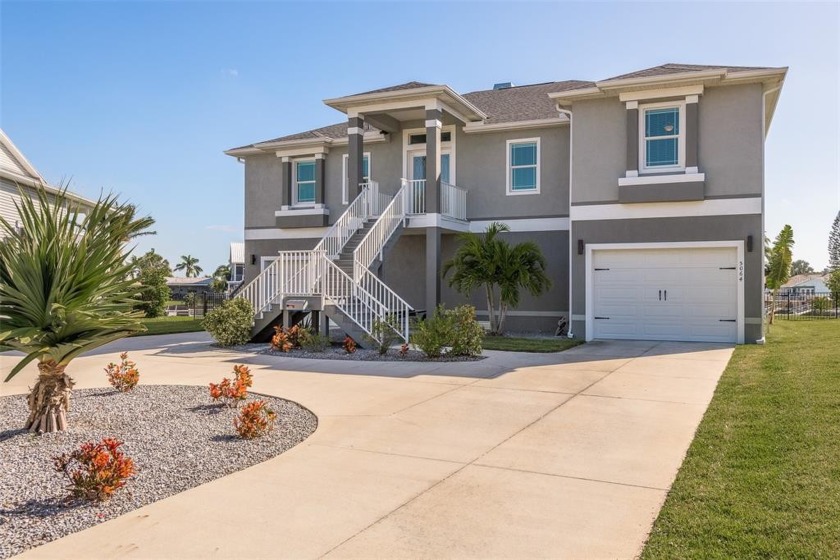 Welcome to paradise! This waterfront home, newly built in 2020 - Beach Home for sale in New Port Richey, Florida on Beachhouse.com