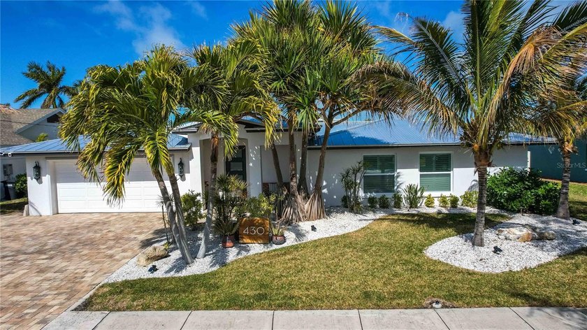 One or more photo(s) has been virtually staged. Experience the - Beach Home for sale in Clearwater Beach, Florida on Beachhouse.com