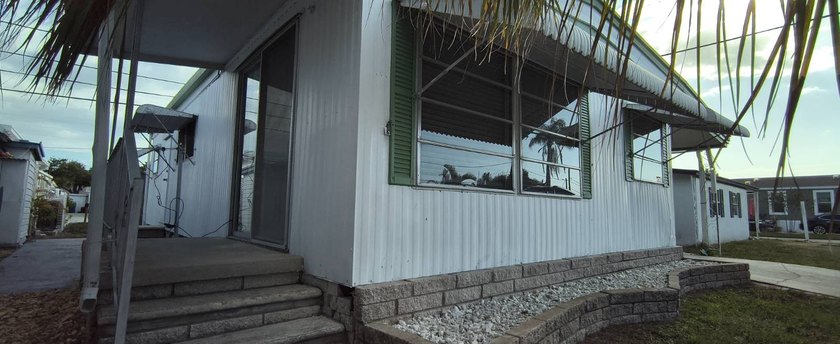 Welcome to Crosswinds 55+ Mobile Home Community just 3 short - Beach Home for sale in St. Petersburg, Florida on Beachhouse.com