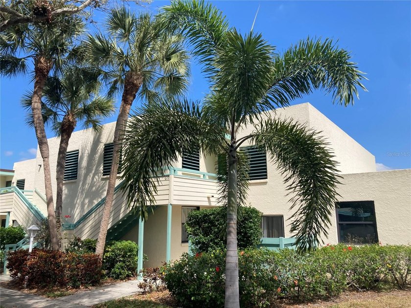 Welcome home to the sought-after community of Spring Lakes - Beach Condo for sale in Bradenton, Florida on Beachhouse.com