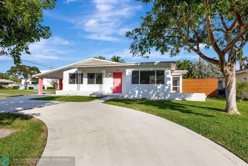 Charming Mid-Century Corner Lot Home in Desirable Harbor Village - Beach Home for sale in Pompano Beach, Florida on Beachhouse.com