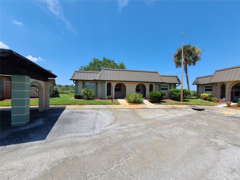 Welcome home to this beautifully remodeled 2-bedroom, 2-bath - Beach Home for sale in New Port Richey, Florida on Beachhouse.com