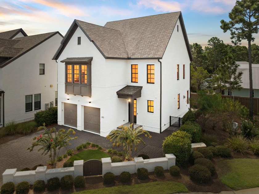 Priced to Sell in RidgeWalk! Welcome to 202 RidgeWalk, a - Beach Home for sale in Santa Rosa Beach, Florida on Beachhouse.com