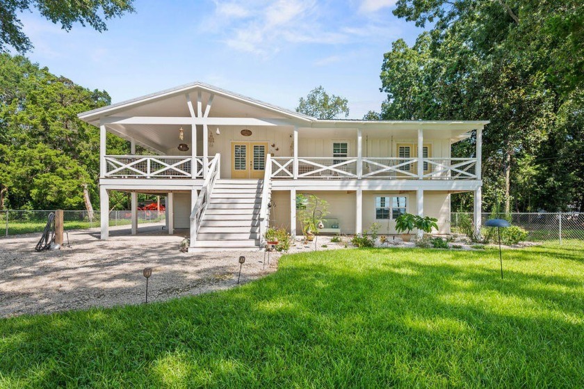 Fully renovated (2022-2023) 4BR/3BA home in Choctaw Beach just 4 - Beach Home for sale in Freeport, Florida on Beachhouse.com