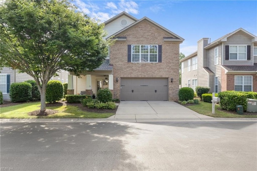 Come see this beautiful detached condo located in the highly - Beach Home for sale in Virginia Beach, Virginia on Beachhouse.com