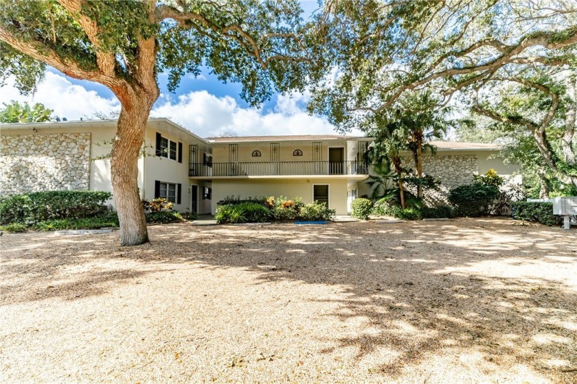 Most charming complex in Central Beach! Brand new ac, hot water - Beach Home for sale in Vero Beach, Florida on Beachhouse.com