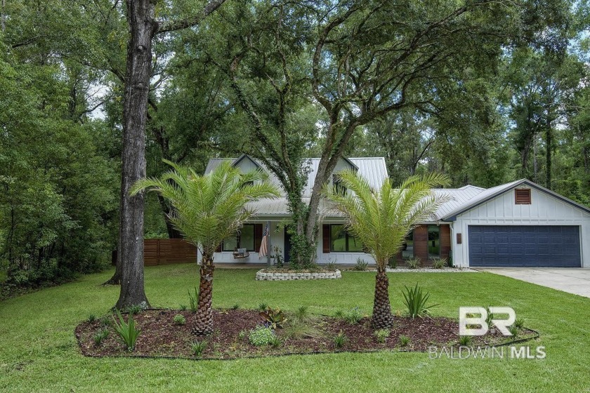 Located just one mile from downtown Fairhope, this 4BR/3.5BA - Beach Home for sale in Fairhope, Alabama on Beachhouse.com