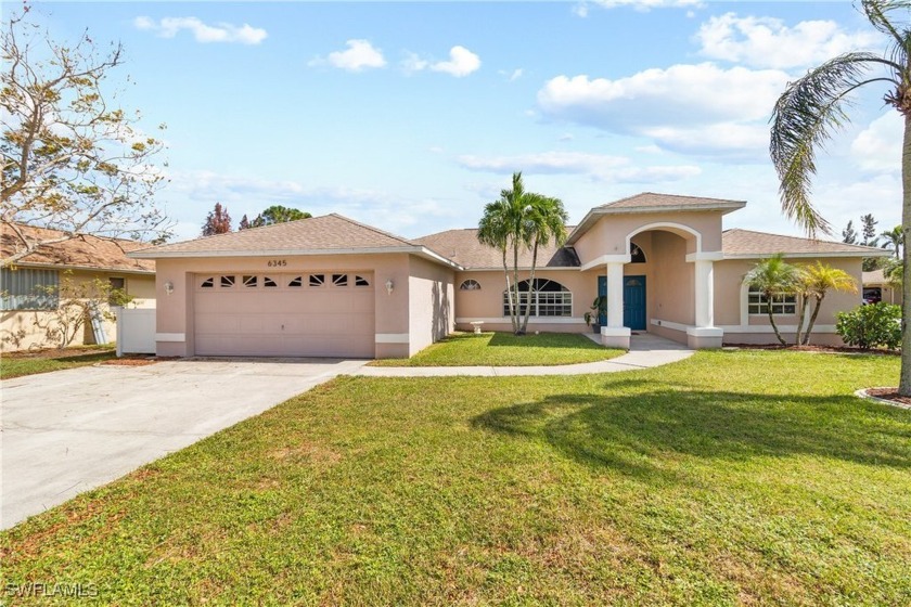 This Spacious 2064sf, 3 Bedroom + Den + Office/2 Bathroom House - Beach Home for sale in Fort Myers, Florida on Beachhouse.com