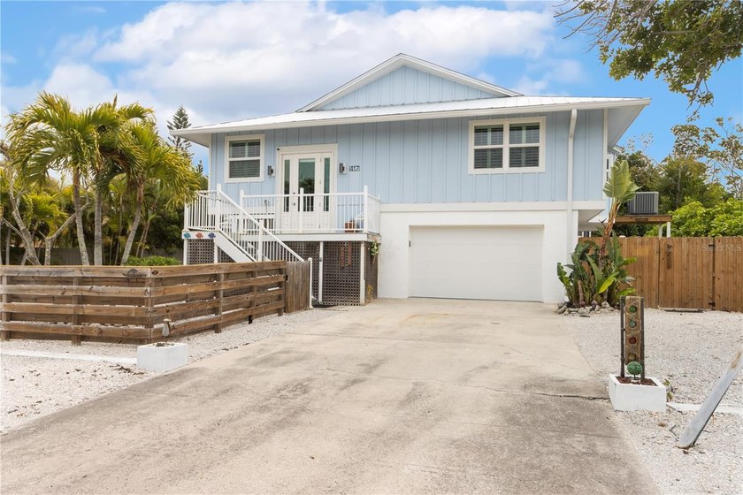 Under contract-accepting backup offers. Welcome to 417 - Beach Home for sale in Anna Maria, Florida on Beachhouse.com