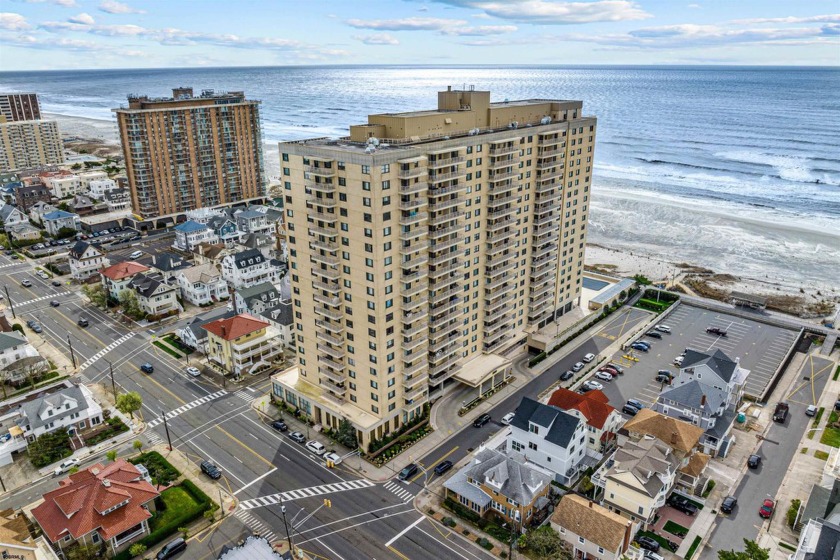 This is the life! Welcome to your shore condo!  You will fall in - Beach Condo for sale in Ventnor, New Jersey on Beachhouse.com