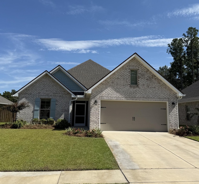The SORRENTO IV G in Bliss at Hammock Bay community offers a 3 - Beach Home for sale in Freeport, Florida on Beachhouse.com
