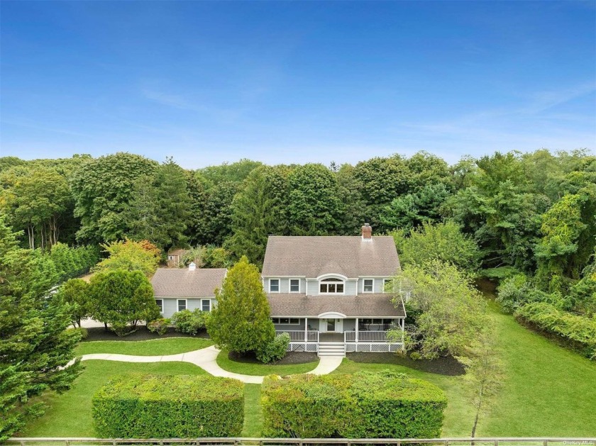 Mount Beulah- Spacious Retreat Home features 4 bedrooms, 3.5 - Beach Home for sale in Southold, New York on Beachhouse.com