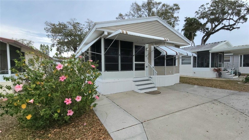 PRICE IMPROVEMENT ON THIS TURNKEY MOBILE HOME IN ACTIVE 55+ - Beach Home for sale in Bradenton, Florida on Beachhouse.com