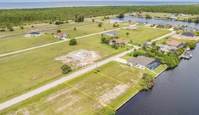 Great Gulf access lot a few miles away from the upcoming Gateway - Beach Lot for sale in Cape Coral, Florida on Beachhouse.com