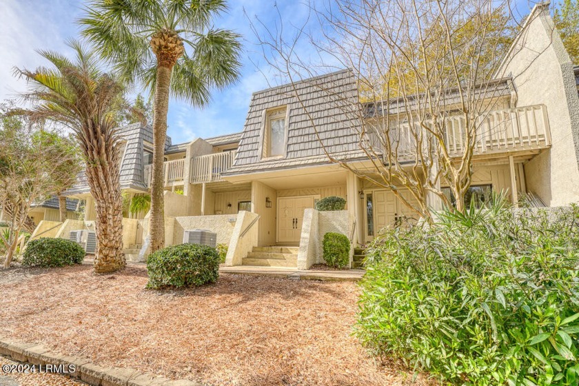 Stunning, completely remodeled in 2023, 3 BR 3.5BA Golfmaster - Beach Home for sale in Hilton Head Island, South Carolina on Beachhouse.com