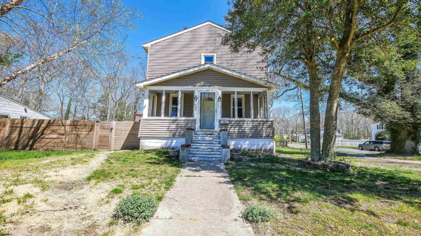 Welcome to your charming retreat in Somers Point, NJ! Just - Beach Home for sale in Somers Point, New Jersey on Beachhouse.com