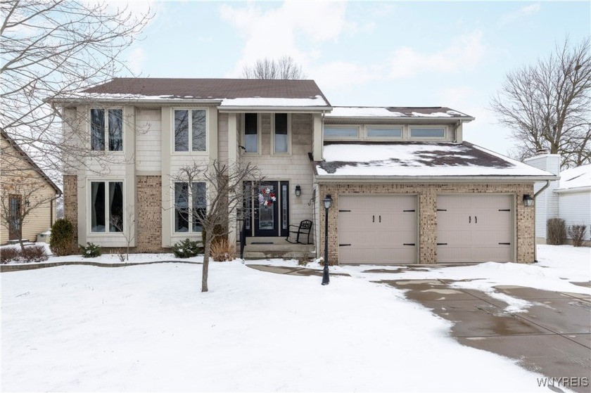 This meticulously maintained home, owned by its original owners - Beach Home for sale in Amherst, New York on Beachhouse.com