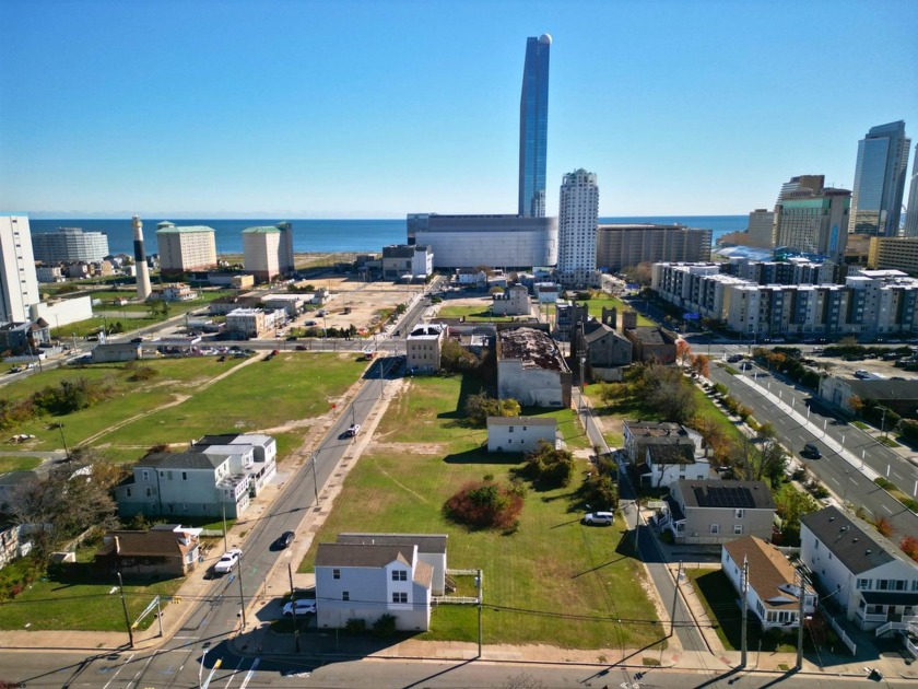 DEVELOPER/INVESTER ALERT! This single lot is located at 33 N - Beach Lot for sale in Atlantic City, New Jersey on Beachhouse.com