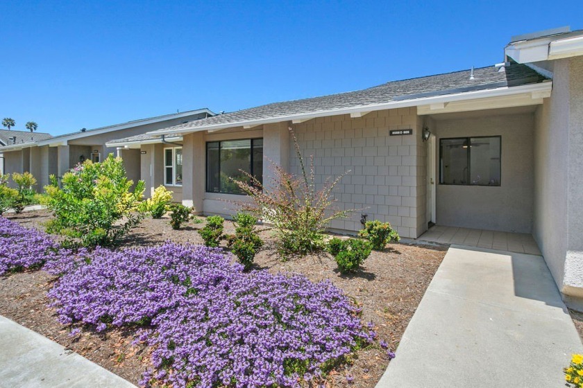 LOCATION! LOCATION! LOCATION! COME HOME TO THIS MAGNIFICENT 2 - Beach Condo for sale in Huntington Beach, California on Beachhouse.com