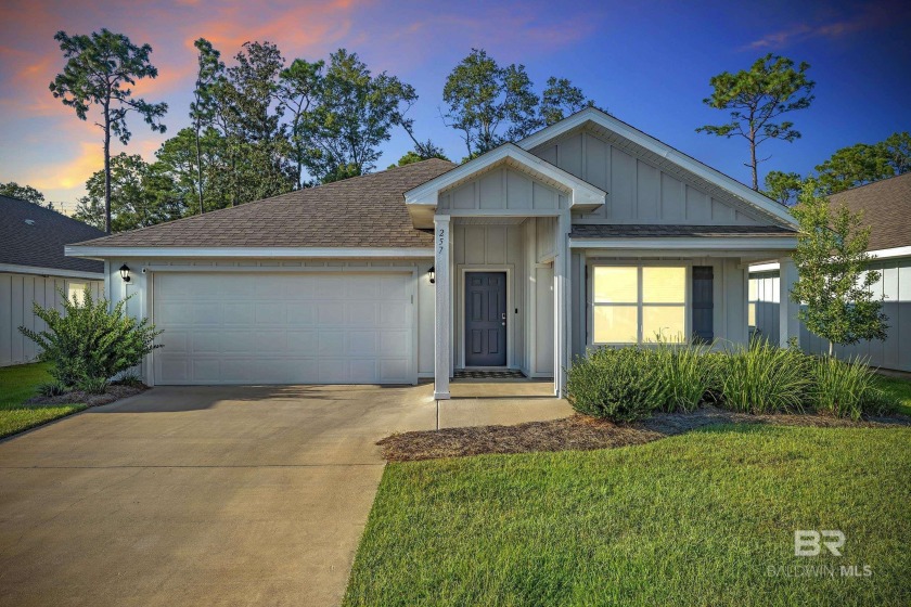 Ready to just pack your bags and move to the beach? Here is your - Beach Home for sale in Foley, Alabama on Beachhouse.com