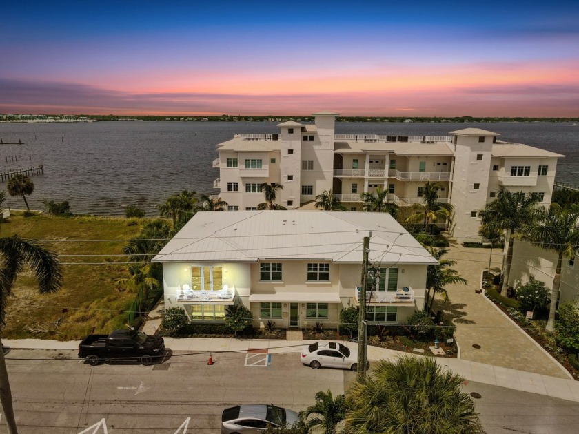 Welcome to a rare opportunity to live in one of Stuart's most - Beach Townhome/Townhouse for sale in Stuart, Florida on Beachhouse.com