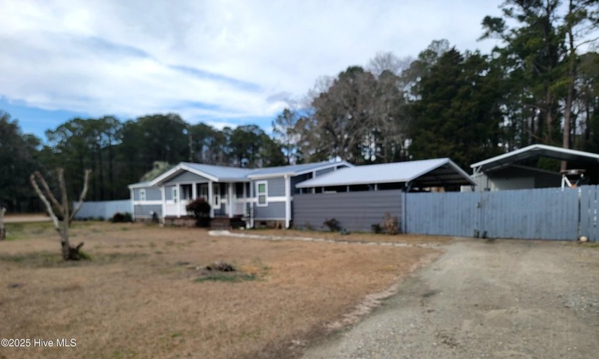 Completely renovated home with so many extras you won't believe - Beach Home for sale in Supply, North Carolina on Beachhouse.com