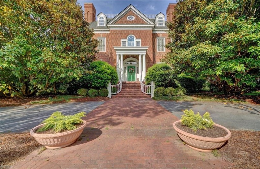 Welcome to a once-in-a-lifetime Georgian estate, artfully - Beach Home for sale in Suffolk, Virginia on Beachhouse.com