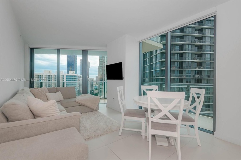 Spacious 2 Bedrooms and  2 Bathrooms plus Den condo. The primary - Beach Condo for sale in Miami, Florida on Beachhouse.com