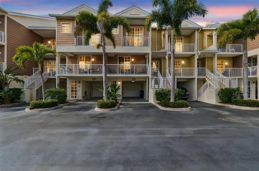 Turnkey Waterfront Townhome in Little Harbor Resort. Experience - Beach Townhome/Townhouse for sale in Ruskin, Florida on Beachhouse.com