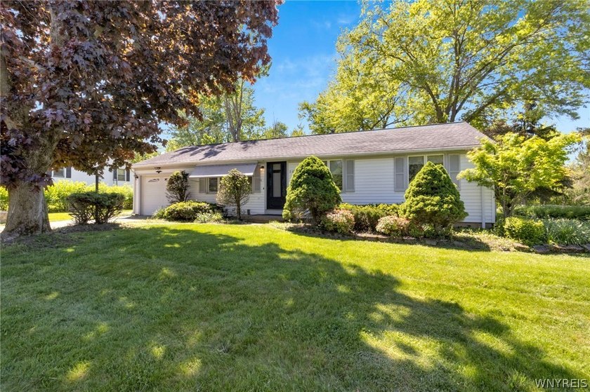 Welcome to 6704 Vail Drive. This well-maintained 3 Bedroom - Beach Home for sale in Hamburg, New York on Beachhouse.com