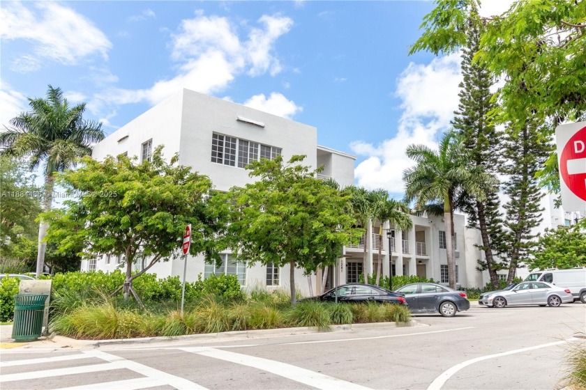 Quiet charm meets Miami convenience in this spacious - Beach Condo for sale in Miami Beach, Florida on Beachhouse.com