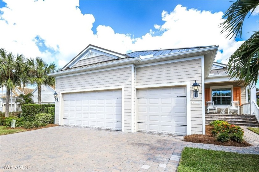 Absolutely gorgeous 3 bedroom + den, 2 bathroom, 3 car garage - Beach Home for sale in Fort Myers, Florida on Beachhouse.com