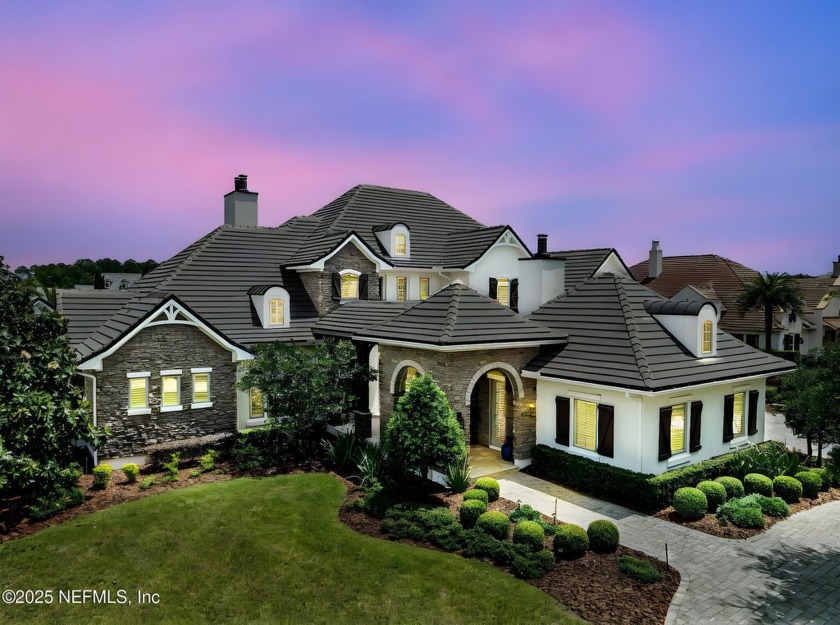 Stunning waterfront estate nestled on a rare 0.69 acre lot in - Beach Home for sale in Jacksonville, Florida on Beachhouse.com