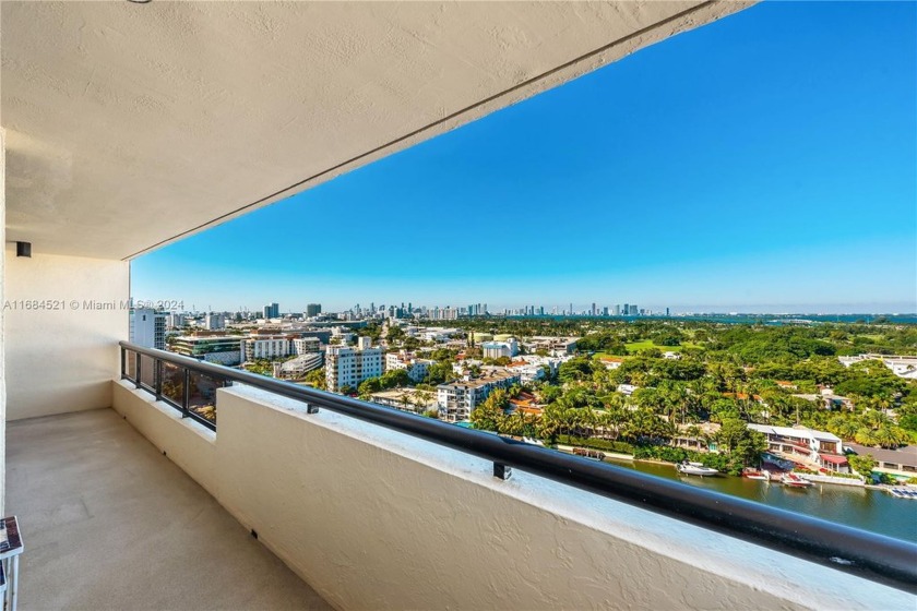 Amazing views from this 2 bed 2 bath corner unit on the top - Beach Condo for sale in Miami Beach, Florida on Beachhouse.com