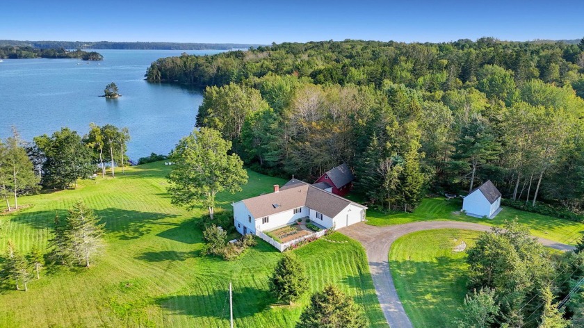 Pack your bags and leave your worries behind, this tastefully - Beach Home for sale in Cushing, Maine on Beachhouse.com