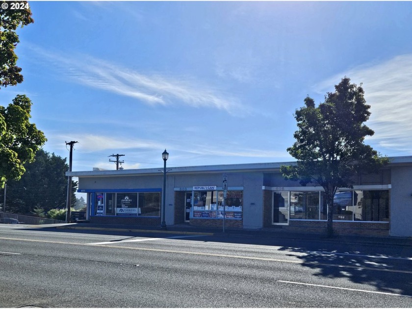 INVESTORS TAKE NOTE! Here is your chance to be part of - Beach Commercial for sale in Brookings, Oregon on Beachhouse.com