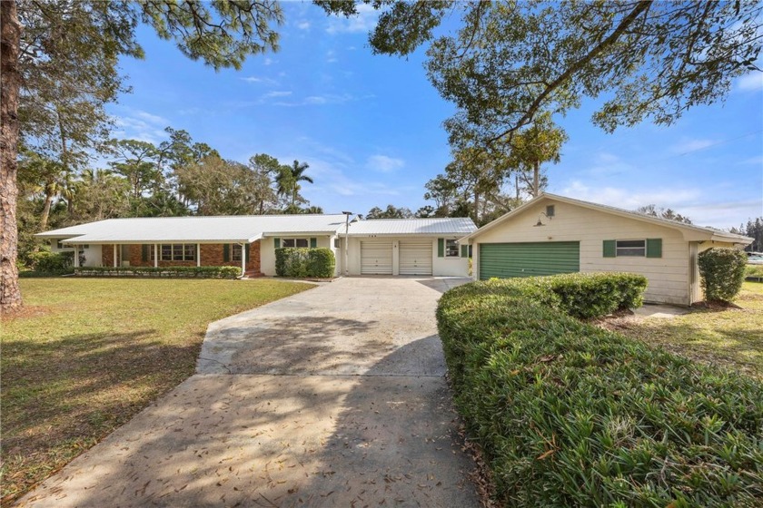 Reduced!!  Don't miss this one!!  Vacant and easy to show - Beach Home for sale in Vero Beach, Florida on Beachhouse.com