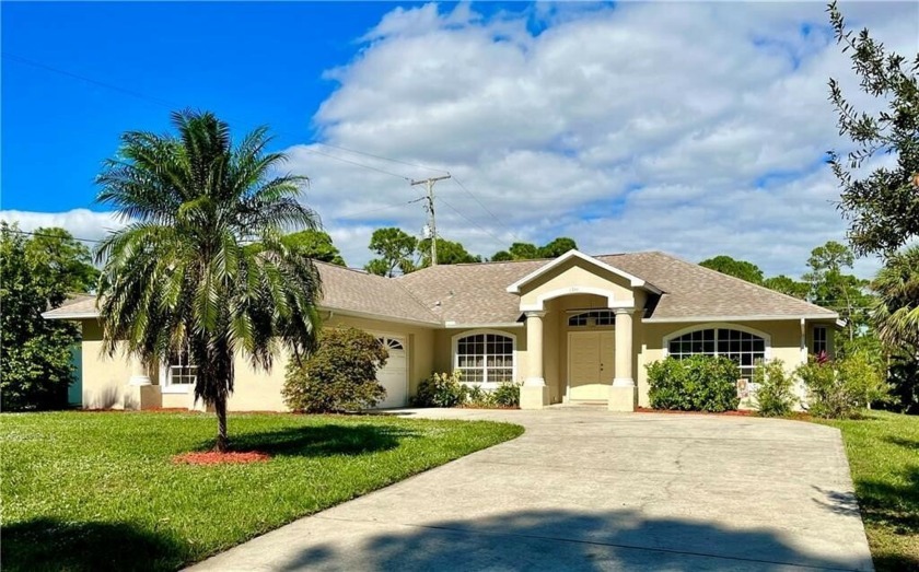 Pool home no deed restrictions paved road county water located - Beach Home for sale in Vero Beach, Florida on Beachhouse.com