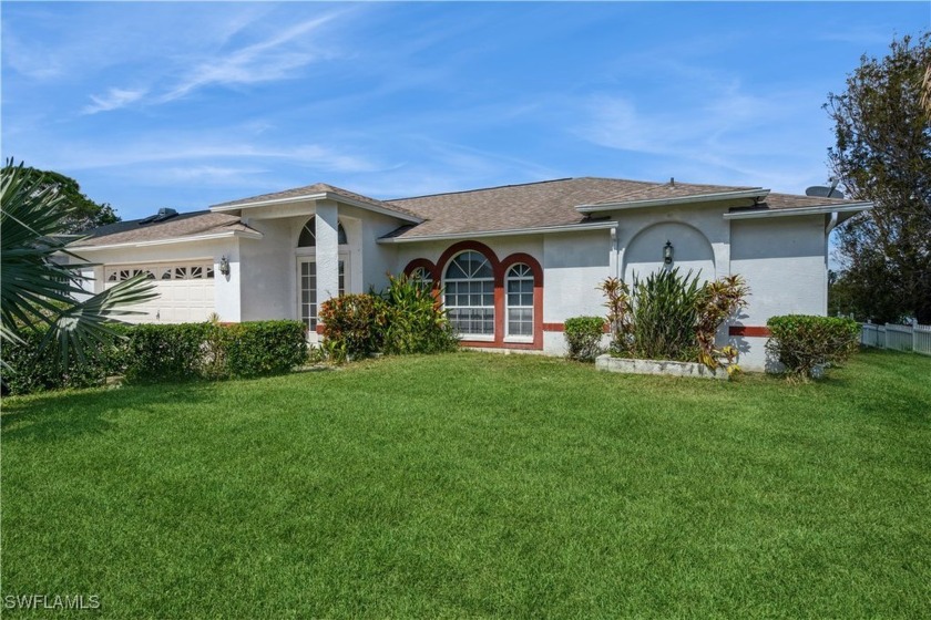 This three-bedroom, two-bathroom house in San Carlos Park offers - Beach Home for sale in Fort Myers, Florida on Beachhouse.com