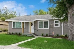 Come see this delightful, light and bright updated 3 bedroom, 2 - Beach Home for sale in Palmetto, Florida on Beachhouse.com