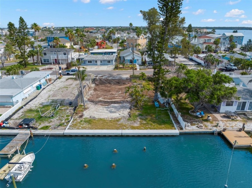 *PRIME WATERFRONT LOCATION* Build to Suit. 60 x 100 lot on deep - Beach Lot for sale in Madeira Beach, Florida on Beachhouse.com