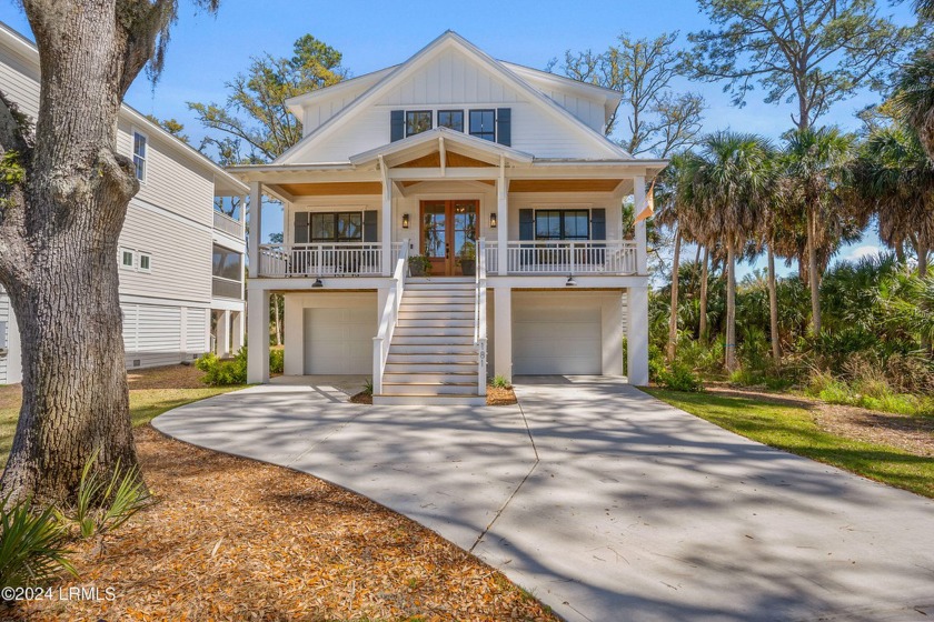 Luxurious Custom Home in Highly Sought After Sweetgrass - Beach Home for sale in Fripp Island, South Carolina on Beachhouse.com