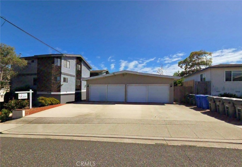 Townhome/Townhouse For Sale in Redondo Beach - Beach Townhome/Townhouse for sale in Redondo Beach, California on Beachhouse.com