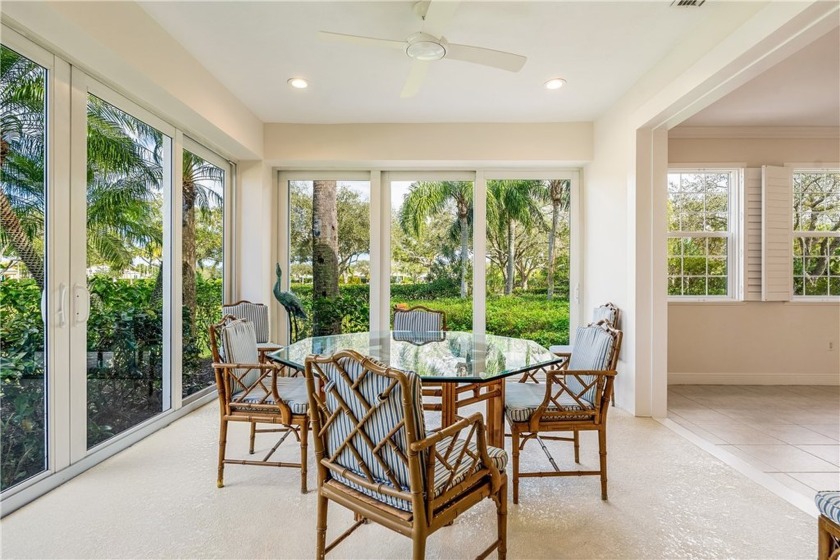Delightful Oak Harbor Bermudian golf cottage in Vero's premier - Beach Home for sale in Vero Beach, Florida on Beachhouse.com