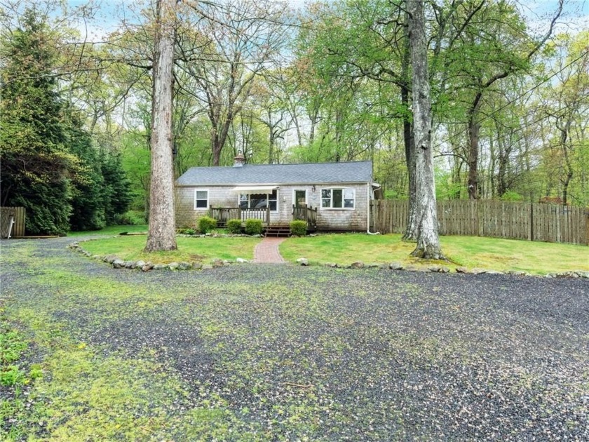 Indian Lake Shores home on a tremendous lot! Nearly 1 acre - Beach Home for sale in South Kingston, Rhode Island on Beachhouse.com