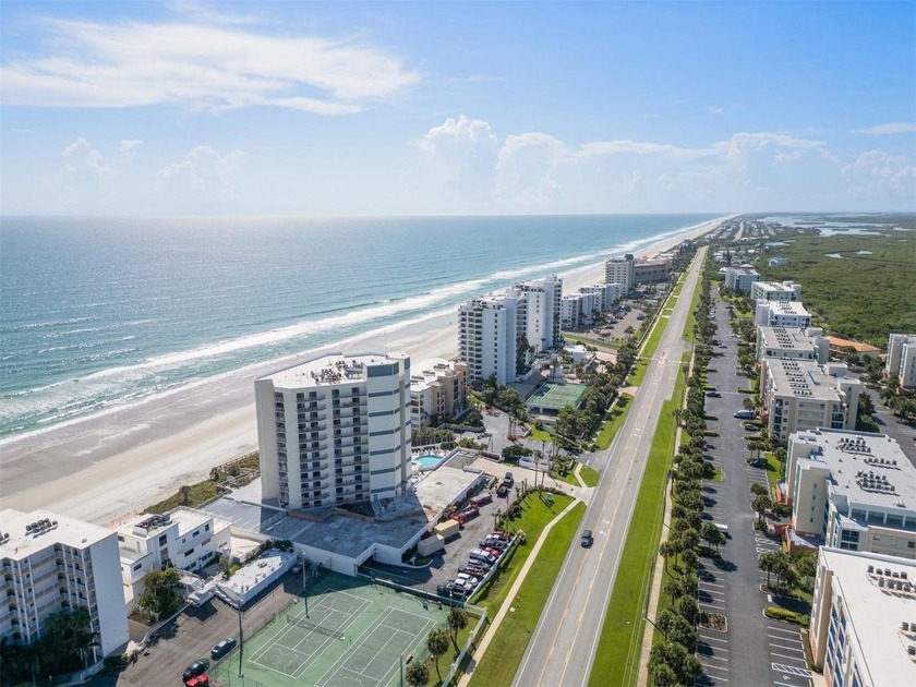 HUGE RENTAL POTENTIAL! OVER $100k/yr, and you still get to use - Beach Condo for sale in New Smyrna Beach, Florida on Beachhouse.com