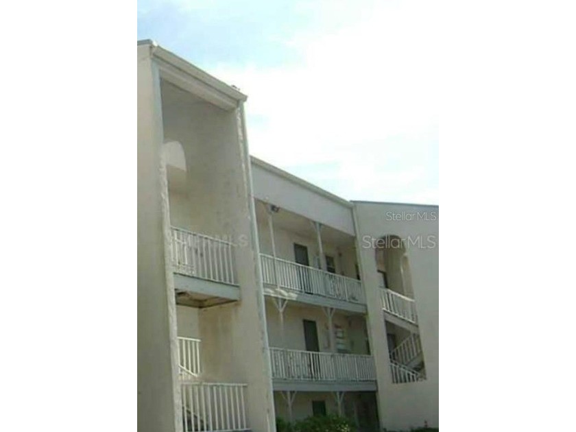 Under contract-accepting backup offers. First-floor 2-bedroom - Beach Condo for sale in Clearwater, Florida on Beachhouse.com