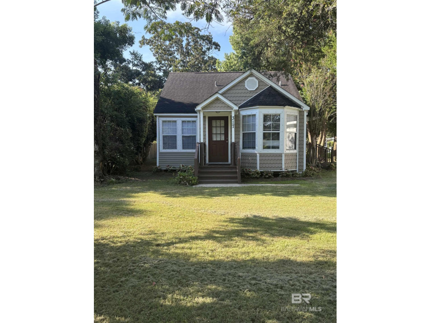 WON'T LAST LONG!!!! Welcome to your dream home in the heart of - Beach Home for sale in Foley, Alabama on Beachhouse.com